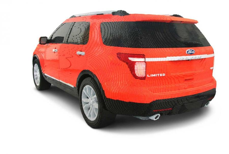  Ford Explorer Lego 2011 года  (фото 2 из 2)